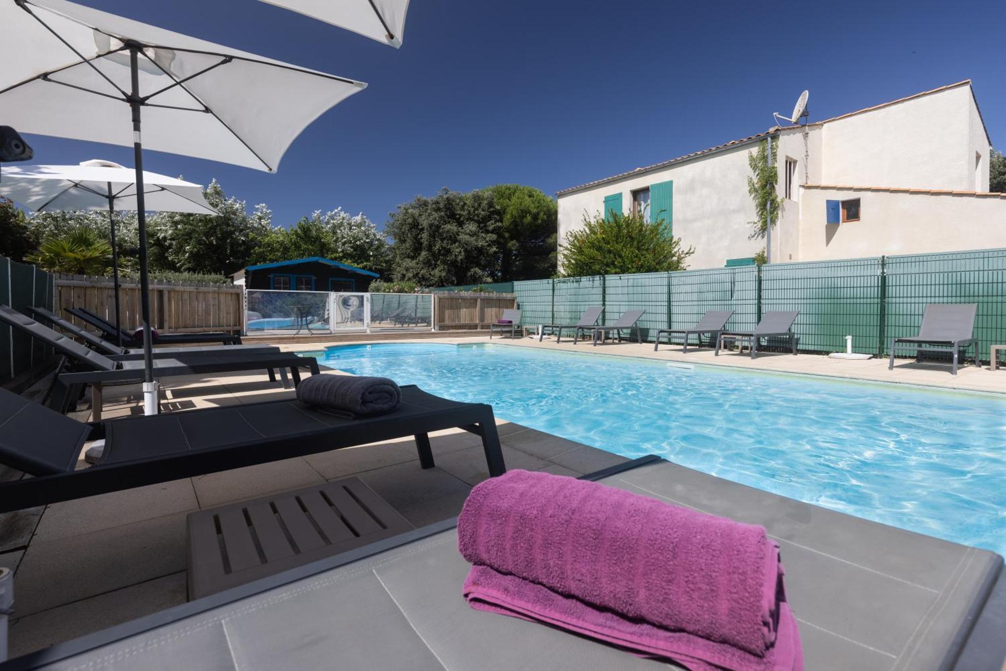 Logis Hotel De La Plage Ла-Котиньер Экстерьер фото
